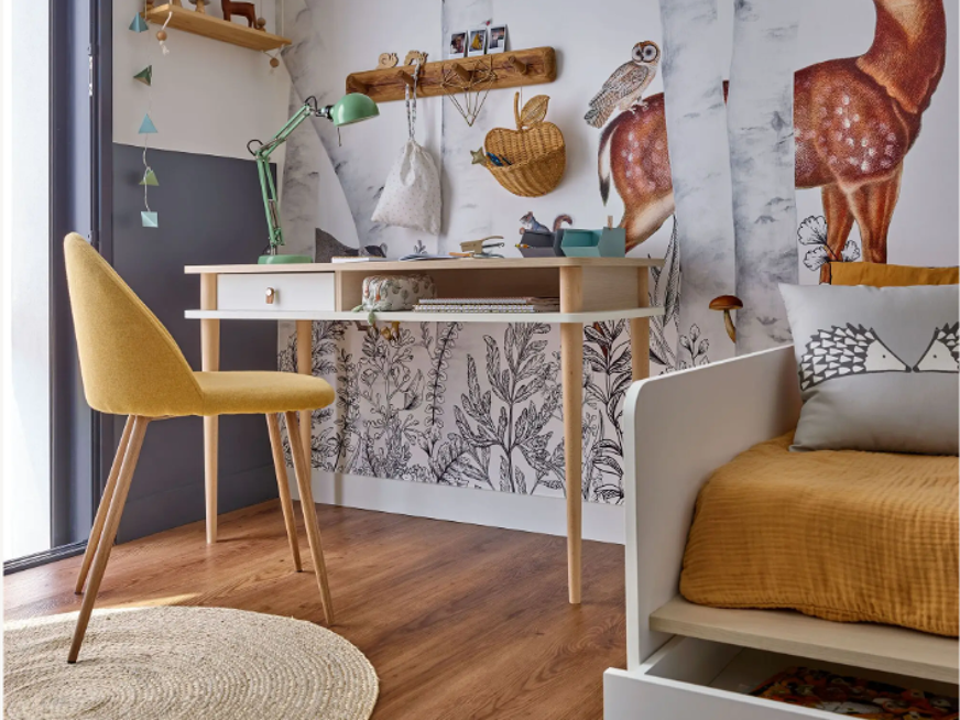 bureau chambre fille
